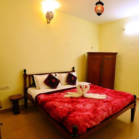 Al Haramain Home Stay Un -Married And Stag Groups Not Allowed Ooty Dış mekan fotoğraf