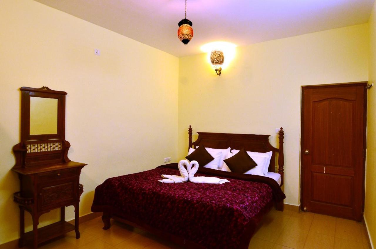 Al Haramain Home Stay Un -Married And Stag Groups Not Allowed Ooty Dış mekan fotoğraf